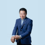 Dr. Milton Seigi Hayashi orienta sobre os principais cuidados antes de realizar uma cirurgia plástica segura.