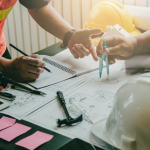 Entenda como o planejamento estrutural impacta diretamente o custo final das lajes pré-fabricadas, com a experiência de Valderci Malagosini Machado no setor.