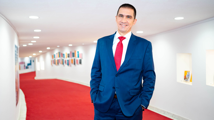 Elton Fernandes